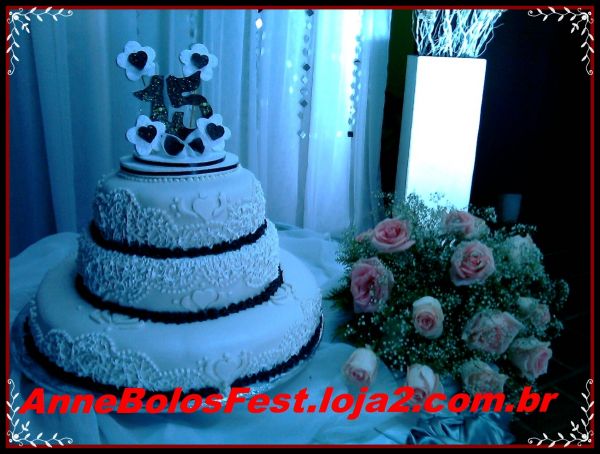 Bolo 15 Anos REF:16/"por fatia"